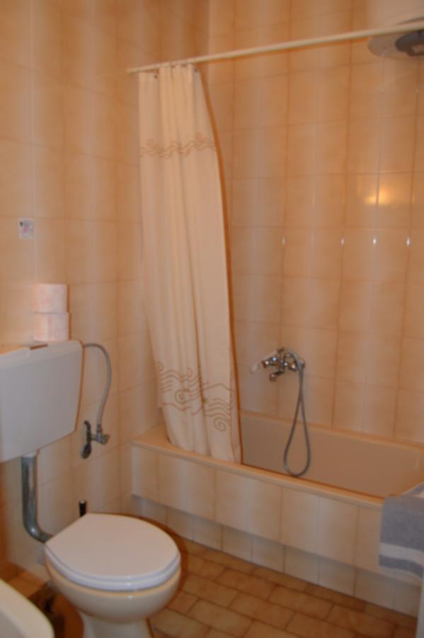 Eva Apartments Лименария Экстерьер фото